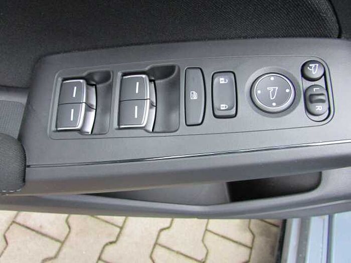 Honda Civic e:HEV Elegance, NAVI, Kamera, ACC, LED, DAB, eCall