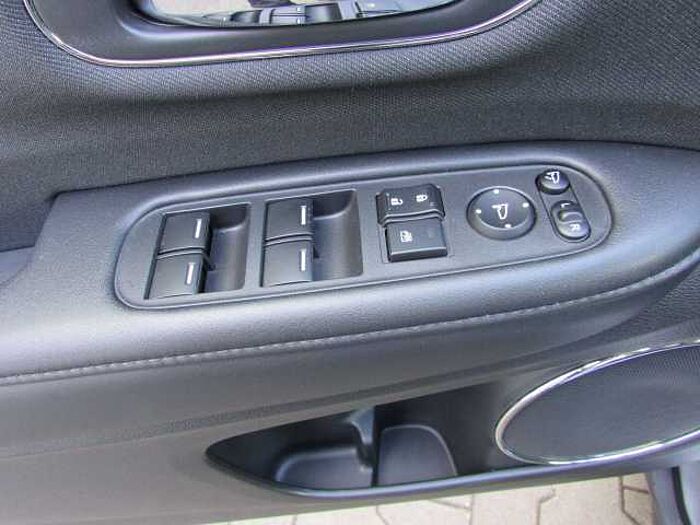 Honda HR-V Elegance,Kamera, Navi, DAB, Sitzheizung, USB, HDMI