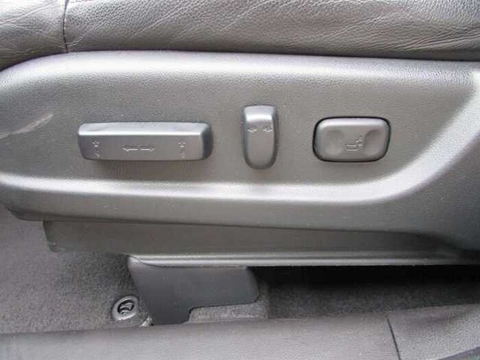 Honda CR-V Executive 4WD, AHK, Navi, Kamera, DAB, LED, MP3