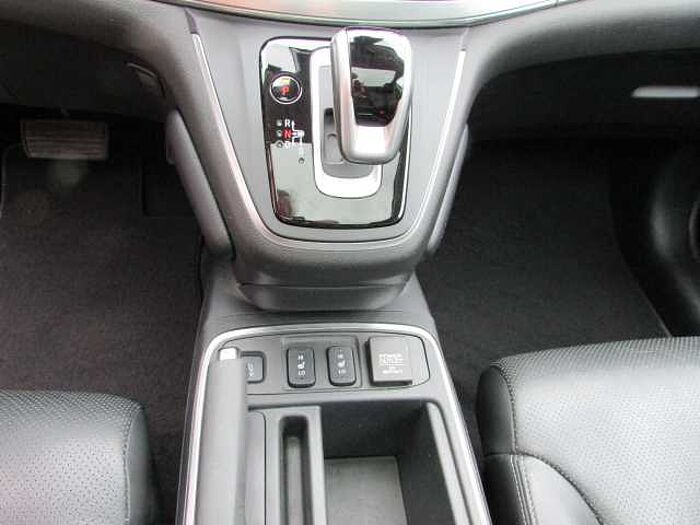 Honda CR-V Executive 4WD, AHK, Navi, Kamera, DAB, LED, MP3