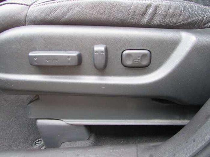 Honda CR-V Executive 4WD,AHK, Navi, Kamera, CD, Bi-Xenon, DAB